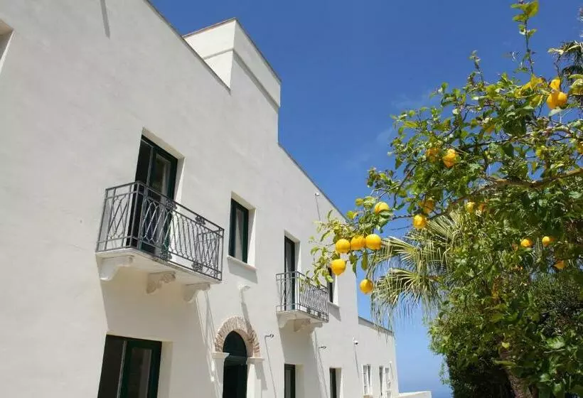 Majatalo Versomare Room & Suite