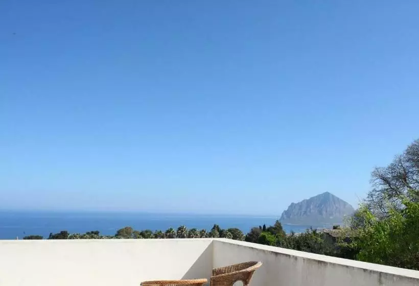 Majatalo Versomare Room & Suite