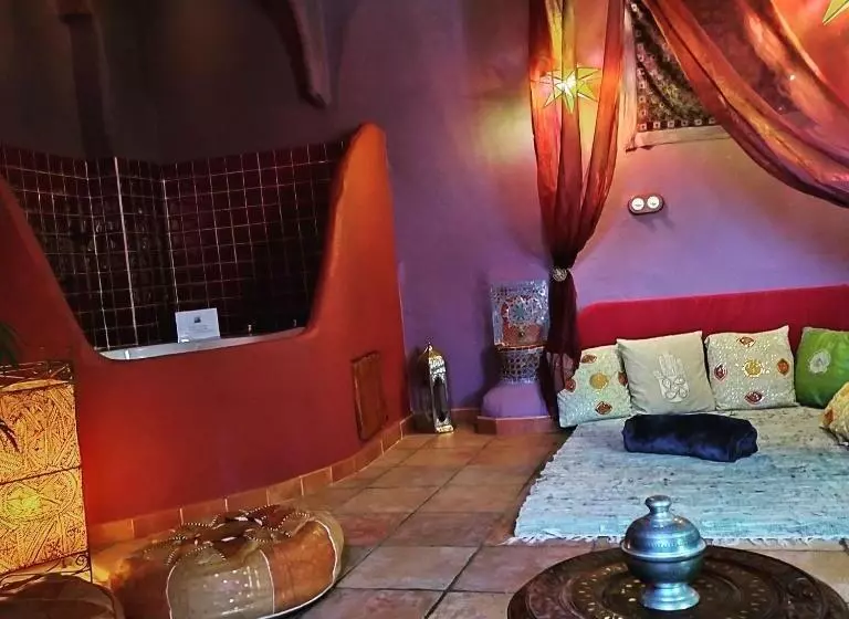 Hotelli El Planeta Escondido