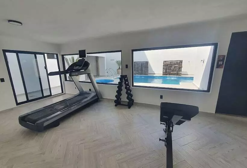 Hotelli Fiesta Miramar