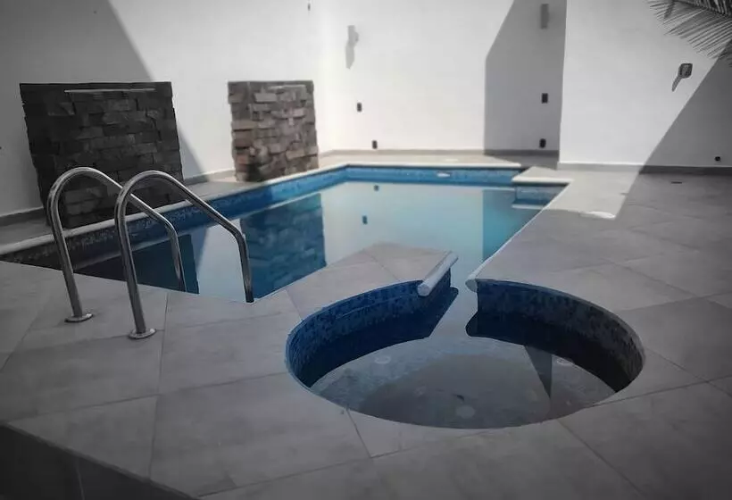 Hotelli Fiesta Miramar