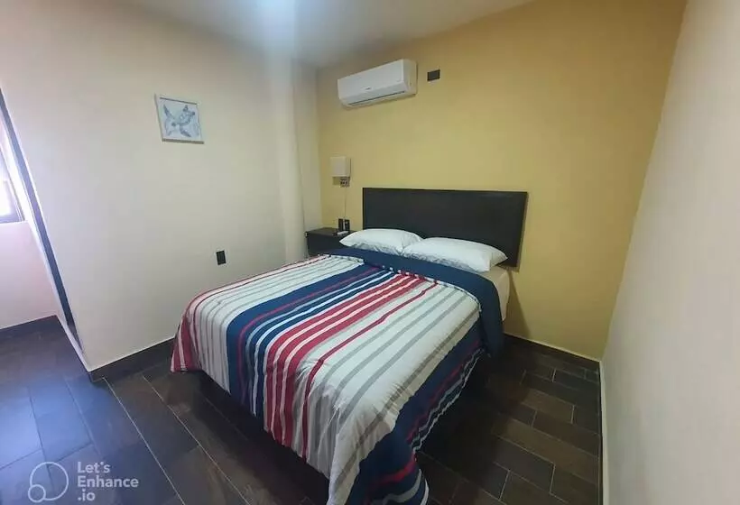 Hotelli Fiesta Miramar