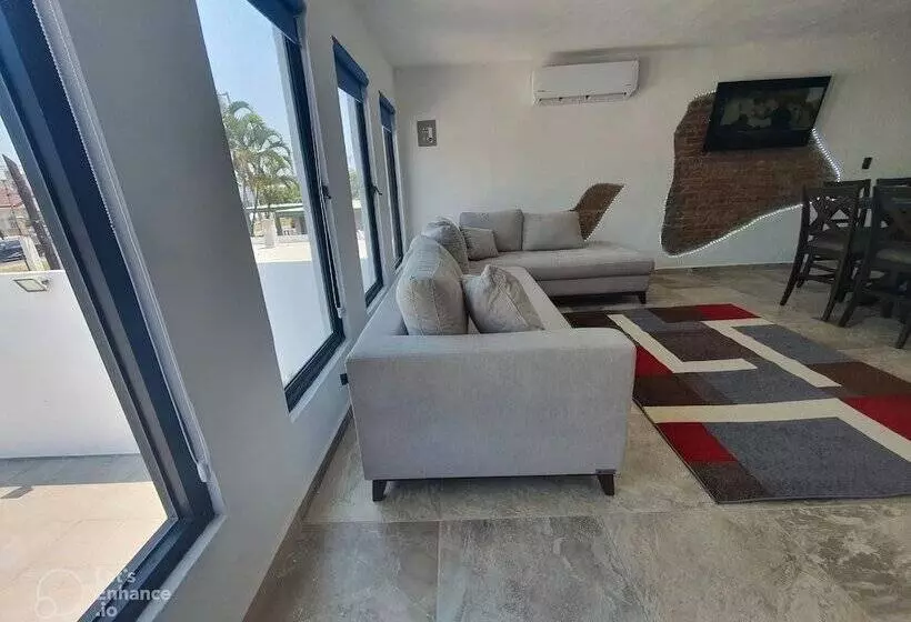 Hotelli Fiesta Miramar