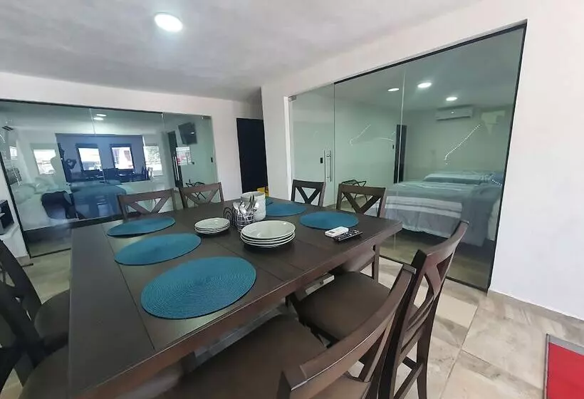 Hotelli Fiesta Miramar