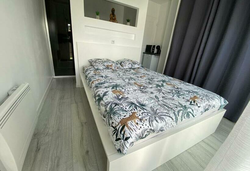 פנסיון Chambre Privée