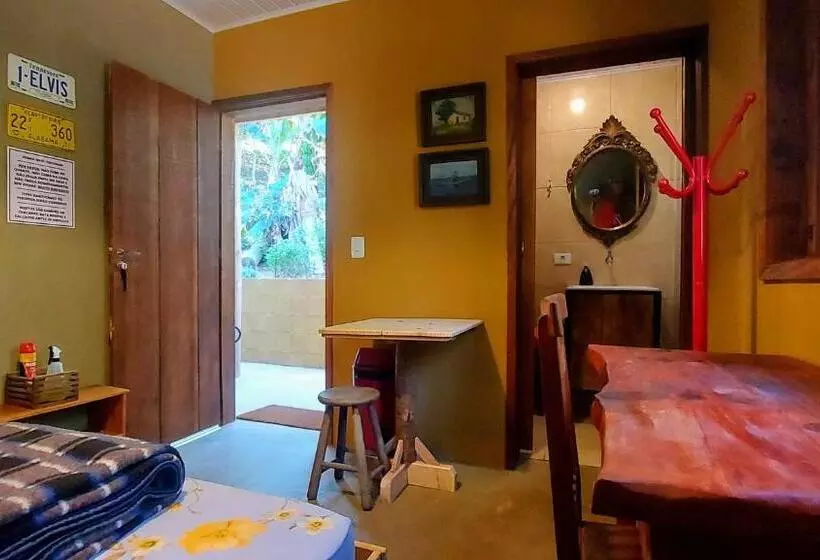 Retkeilymaja Rancho Acácia São Roque