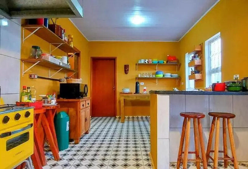 Retkeilymaja Rancho Acácia São Roque