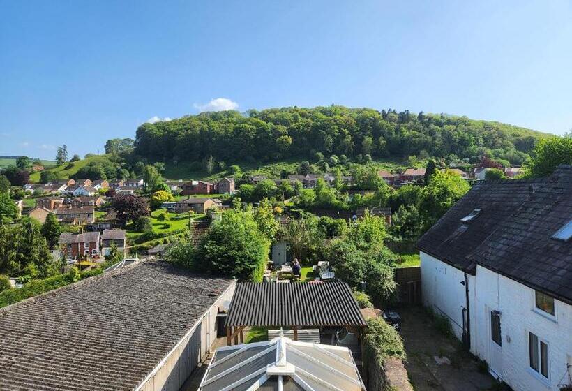 Bed and Breakfast Watsons Ale House