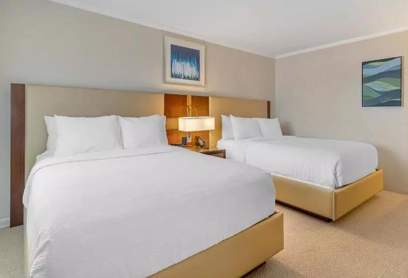 Hotelli Downtown Dover Inn