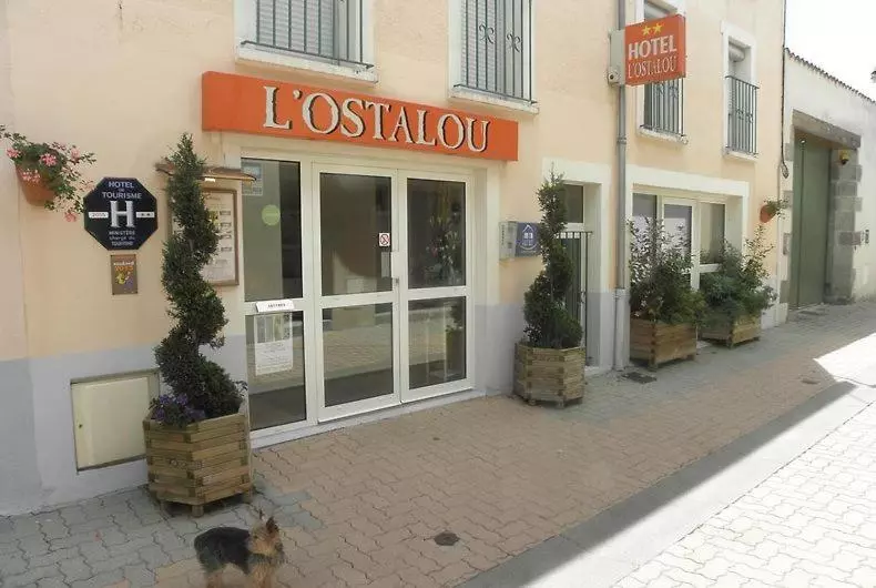 ホテル L’ostalou
