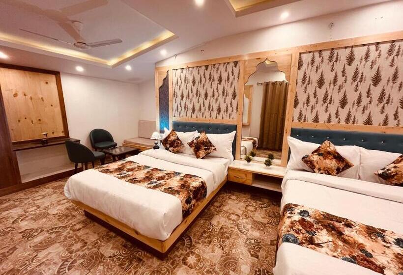 Hotel Pinerock Resort, Mussoorie ! Luxury Rooms ! Mountain View ! Open Terrace ! Cafe