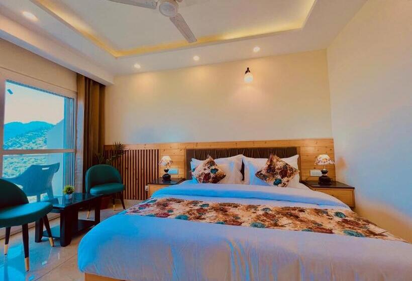 Hotel Pinerock Resort, Mussoorie ! Luxury Rooms ! Mountain View ! Open Terrace ! Cafe