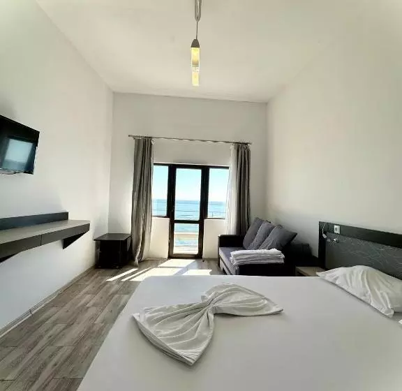 پانسیون Seaside Inn & Suites