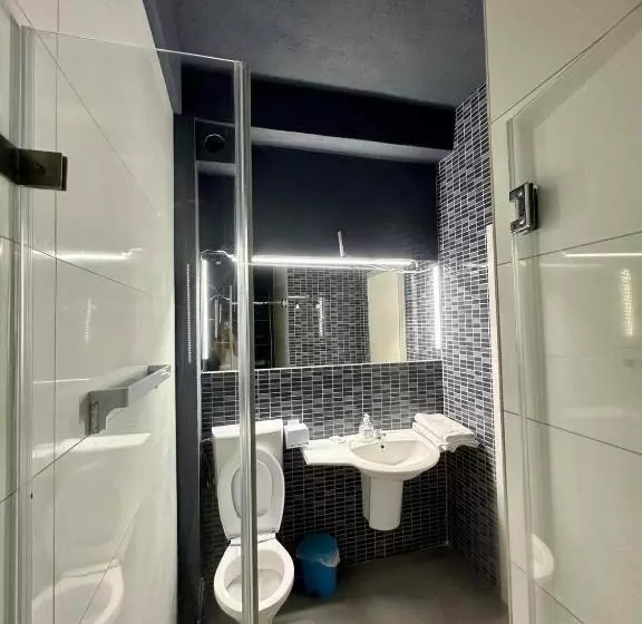پانسیون Seaside Inn & Suites