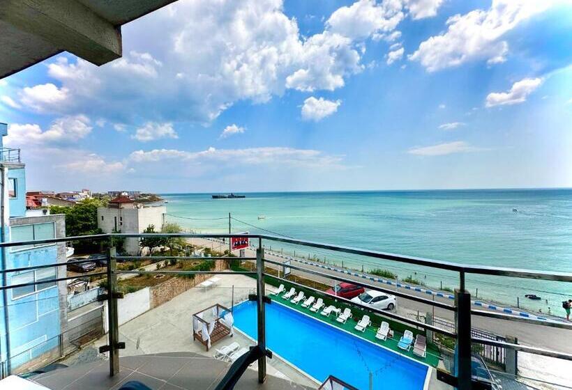 پانسیون Seaside Inn & Suites