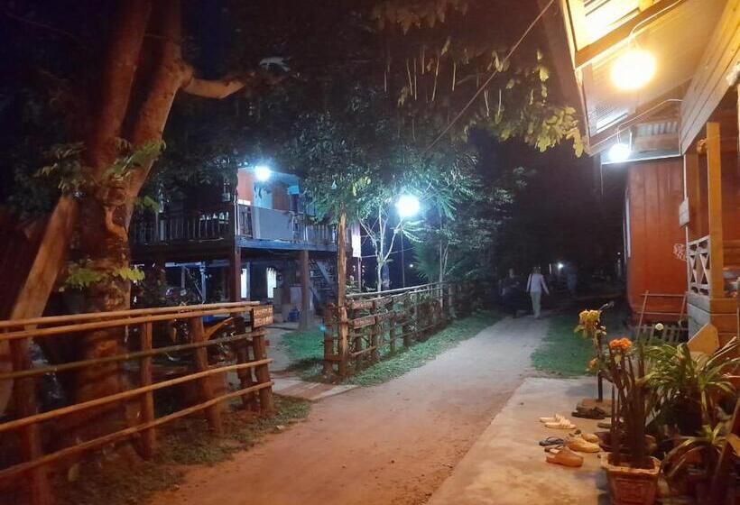 פנסיון Vixay Dorm