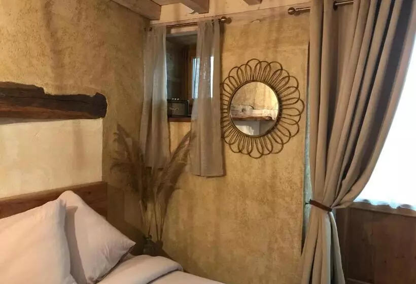 Aamiaismajoitus (B&B) Chambre Les Marguerites