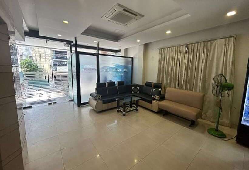 هتل Ranas Residency