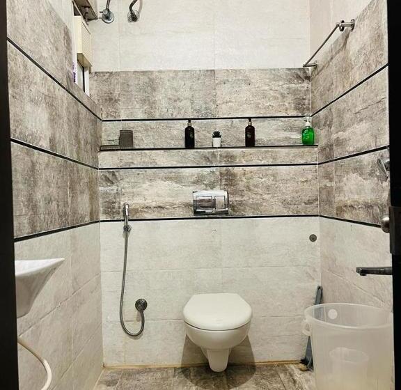 Hotel Vyasams Happy Nest