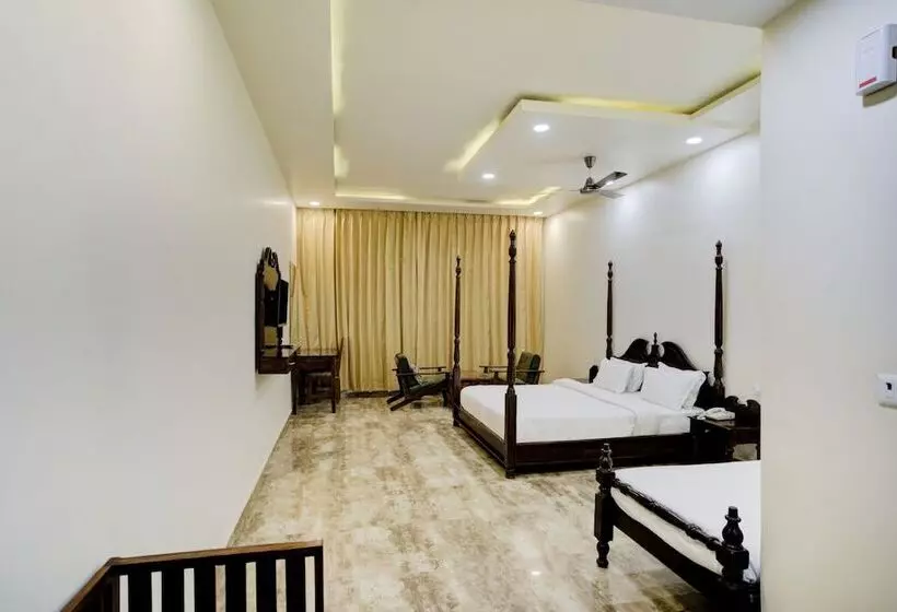 Lomakeskus Palette   Madhogarh