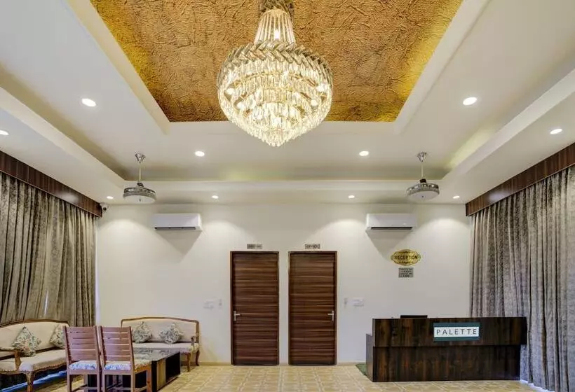 Lomakeskus Palette   Madhogarh