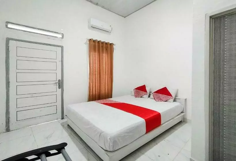 ホテル Oyo 92522 Gle Kost Syariah