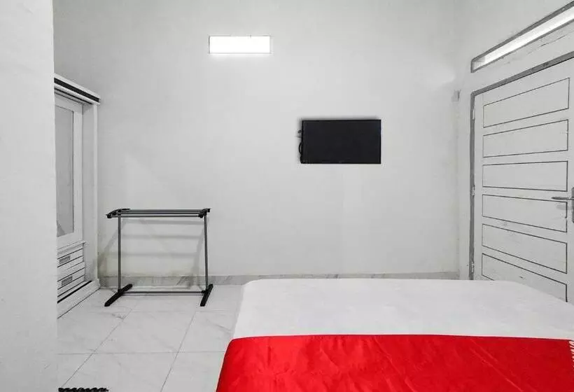 ホテル Oyo 92522 Gle Kost Syariah