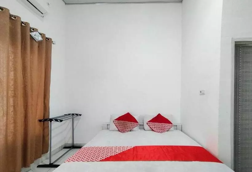 ホテル Oyo 92522 Gle Kost Syariah