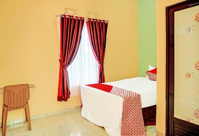 Szálloda Oyo 92522 Gle Kost Syariah