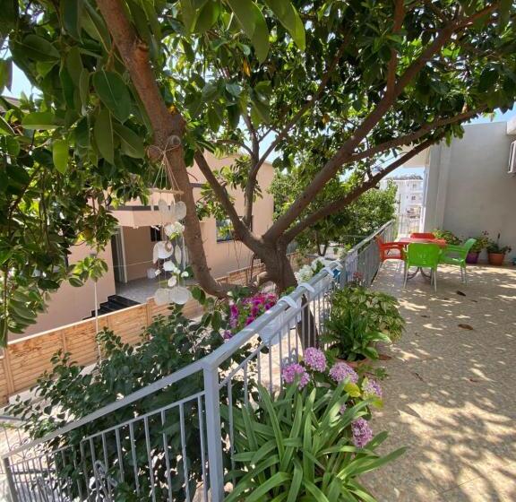 Pensió Guesthouse Albi