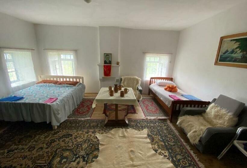 پانسیون Guest House Hyseni