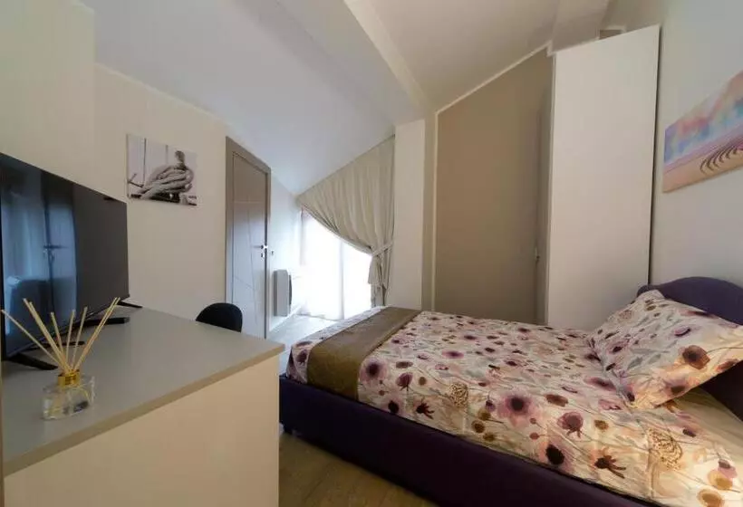 پانسیون Slow Chic Apartment Beb Policlinico