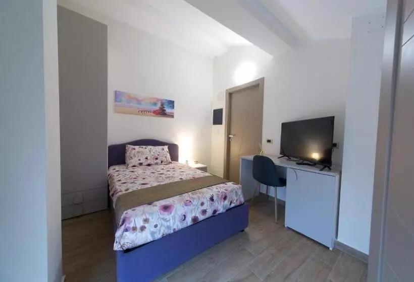 پانسیون Slow Chic Apartment Beb Policlinico