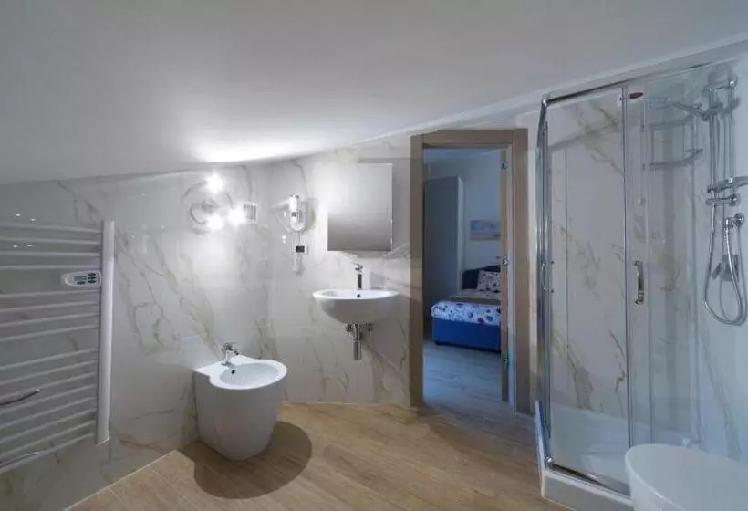 پانسیون Slow Chic Apartment Beb Policlinico