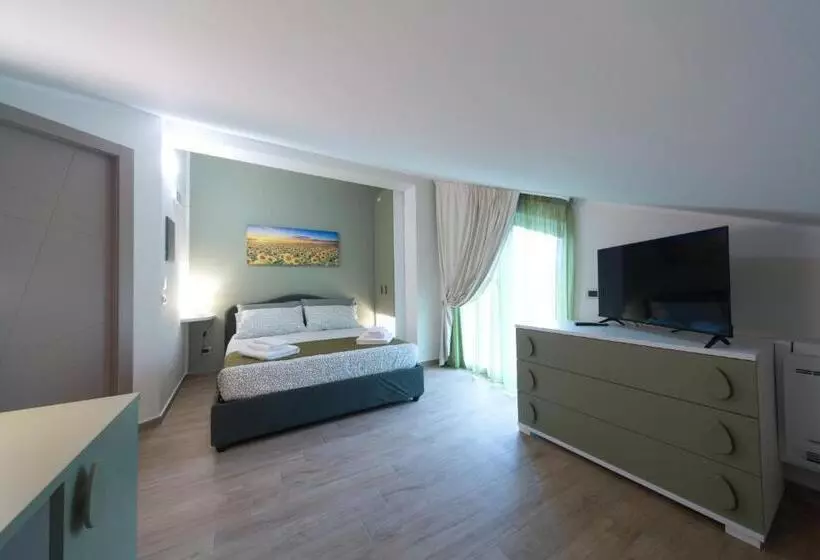پانسیون Slow Chic Apartment Beb Policlinico