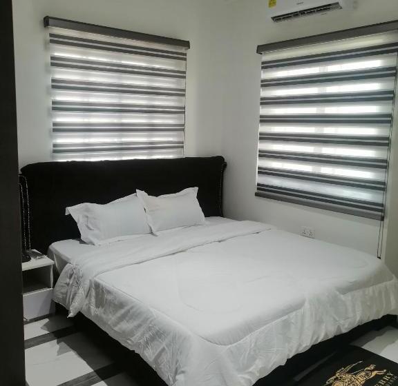 펜션 Terra Santa Lodgings