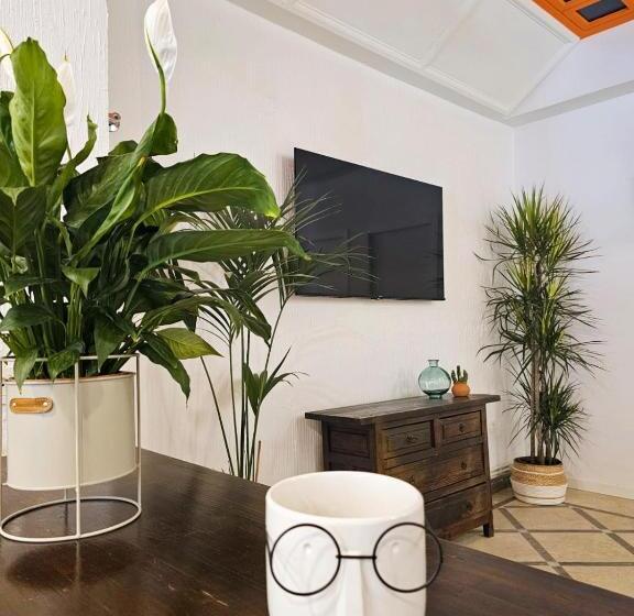 Auberge Hôtelière Arc House Granada