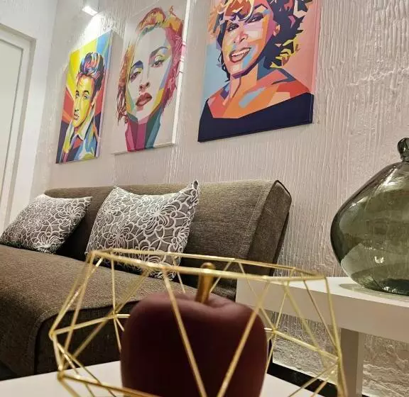 هاستل Arc House Granada