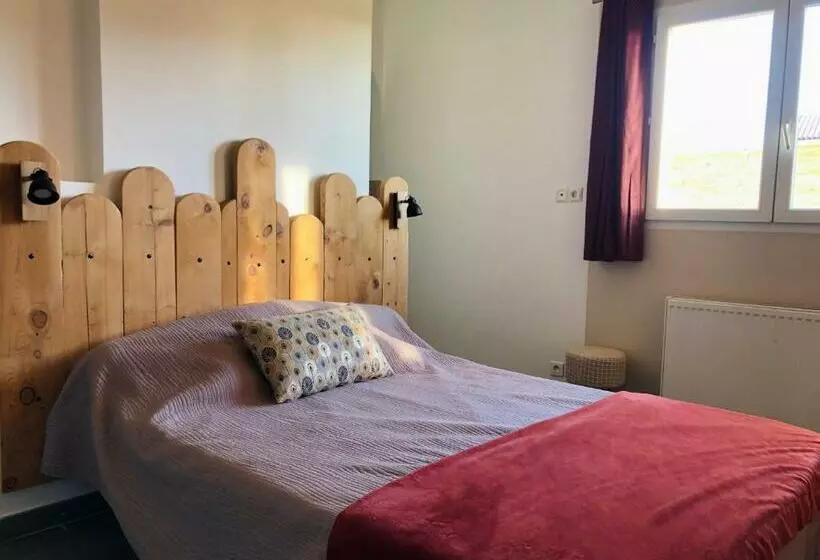 تختخواب و صبحانه Chambres D Hotes Violetta