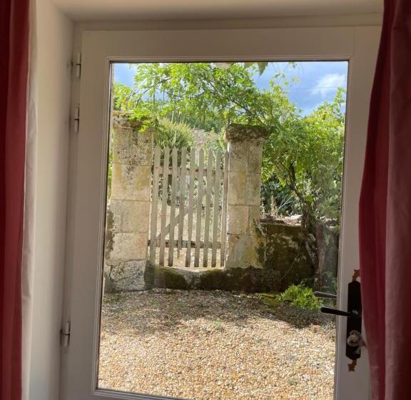 Bed and Breakfast La Croix Des Granges