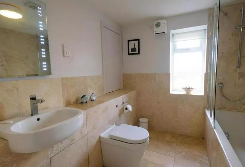 Chesil Beach Lodge Burton Bradstock Dorset Dt64rj