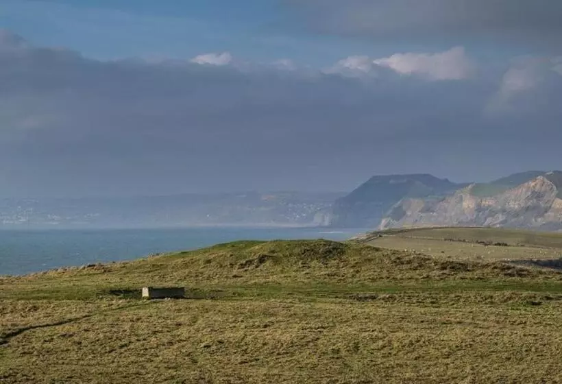 Chesil Beach Lodge Burton Bradstock Dorset Dt64rj