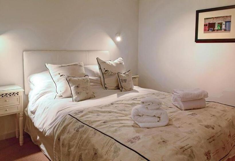 Chesil Beach Lodge Burton Bradstock Dorset Dt64rj