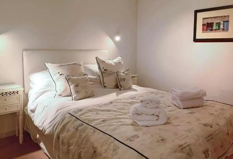 Chesil Beach Lodge Burton Bradstock Dorset Dt64rj