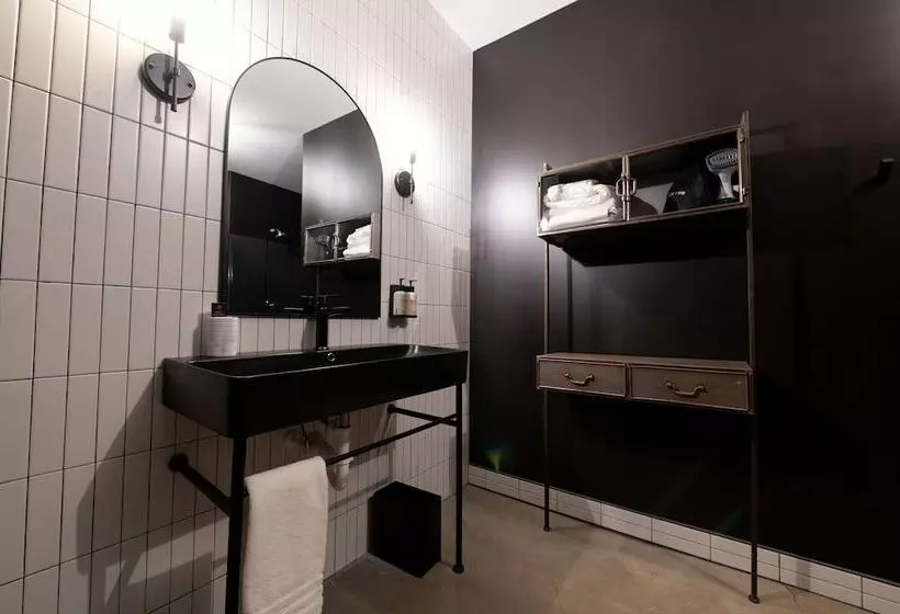 ホテル Arch And Cable