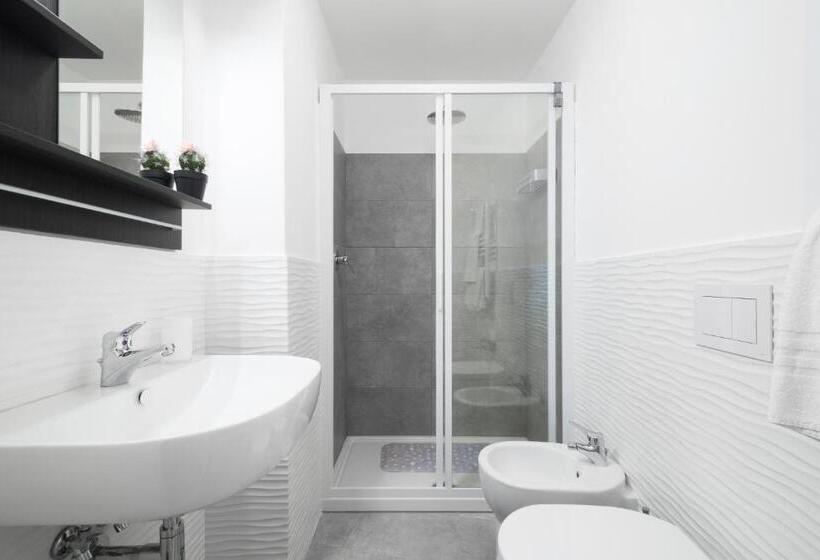 پانسیون Finarin Guest House