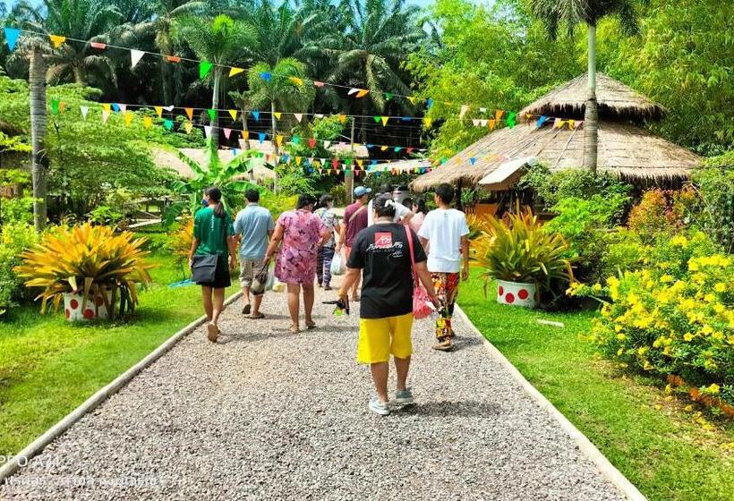 Resort Phonphusang Utopia Farmstay