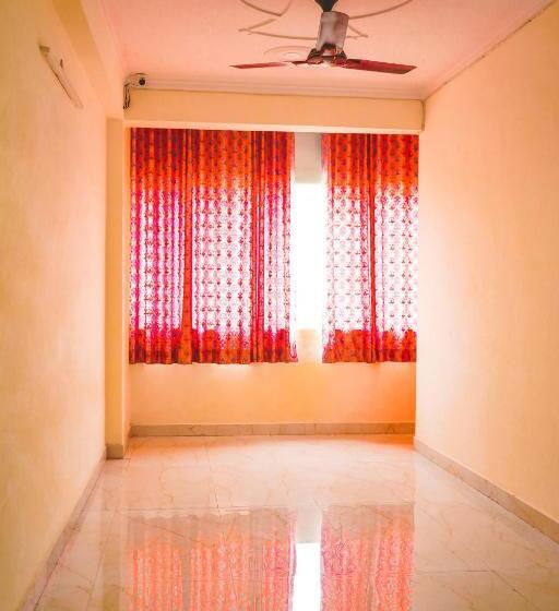 Hotel Dream In Sky   Near Utam Nagar