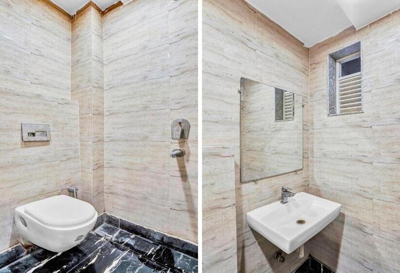 בית מלון כפרי Oyo Flagship 81239 Delhi Palace