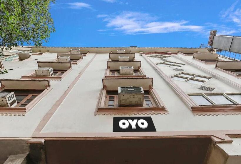 בית מלון כפרי Oyo Flagship 81239 Delhi Palace